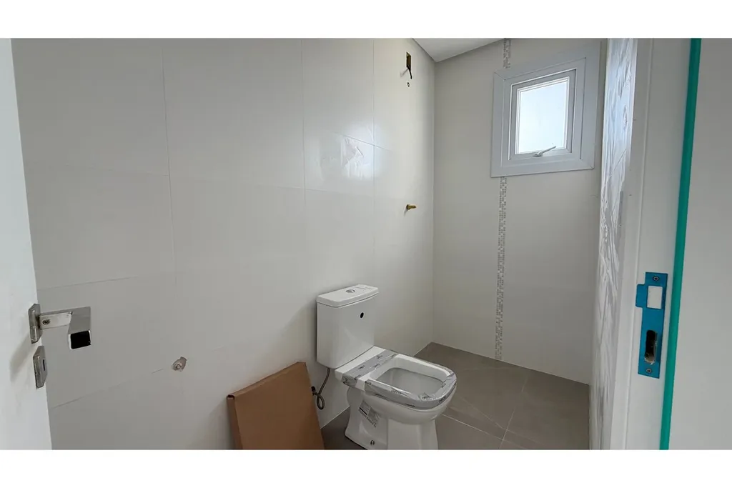 Imagem Casa à venda em Xangri-Lá, Centro, com 3 quartos, 123,78m2