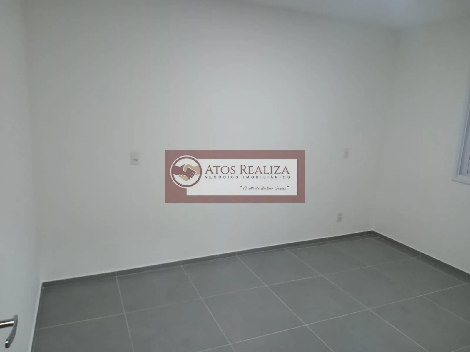 Imagem Alugo casa estilo apartamento de 2 dormitórios, sala, cozinha, banheiro e área de serviço, no Jardim Sao Benedito, na região da estação primavera, São Paulo - 65M² por R$ 1.500 locação. Oportunidade
