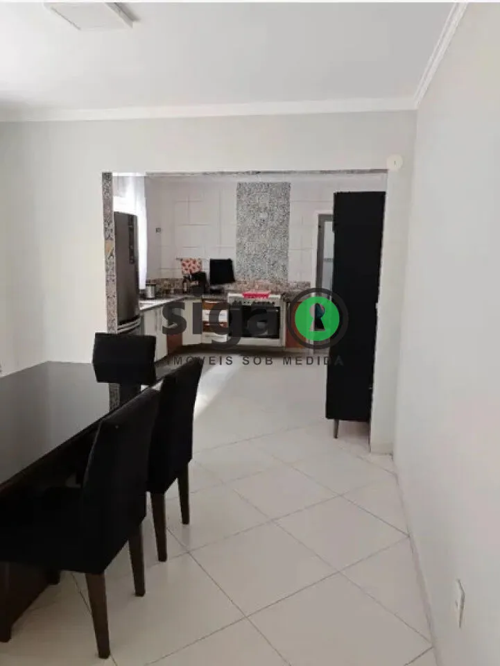 Imagem Sobrado com 3 Suítes e 2 Vagas na Vila Sônia - Conforto e Ótima Localização!