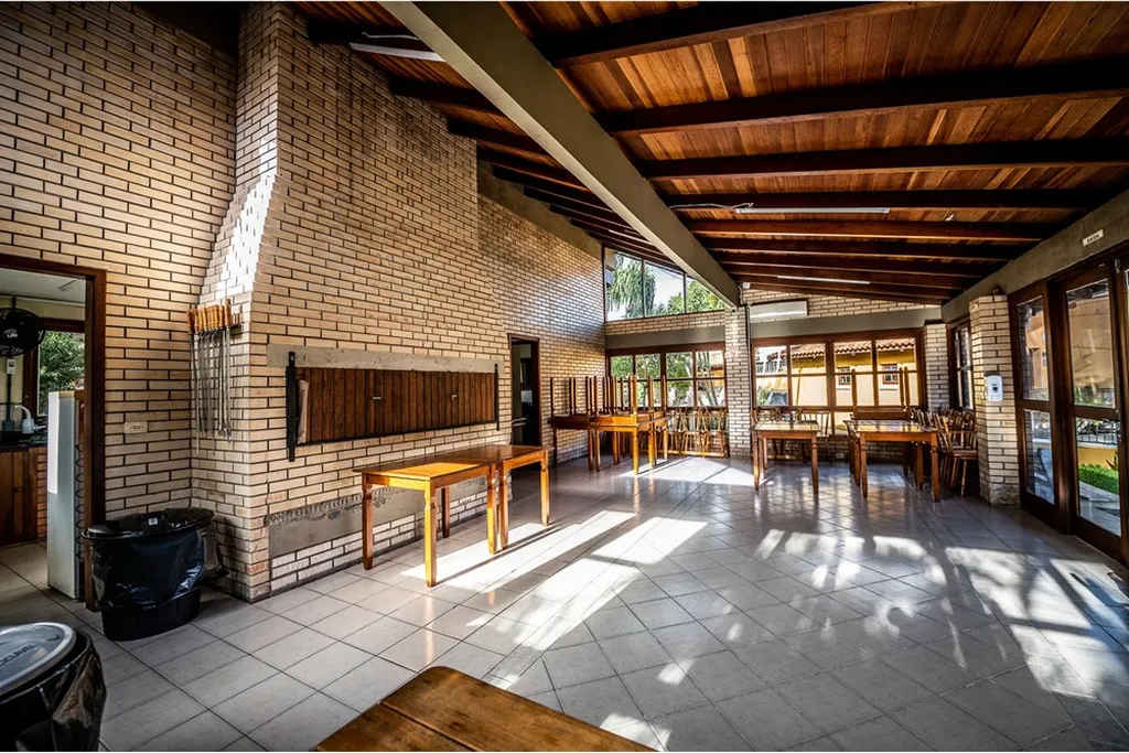 Imagem Casa de Condomínio em Hípica