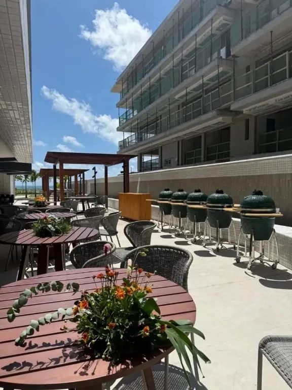 Imagem Apartamento com 3 dormitórios à venda, 110 m² por R$ 1.848.996,00 - Ponta de Campina - Cabedelo/PB
