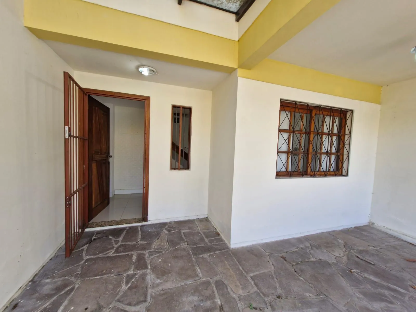 Imagem Casa 3 dormitórios Bairro Nonoai