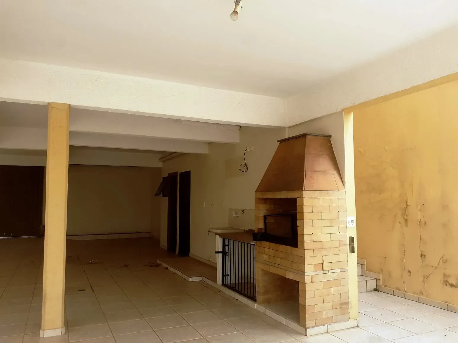 Imagem Casa com 3 Quartos à Venda, 208 m² em Centro - Poços de Caldas