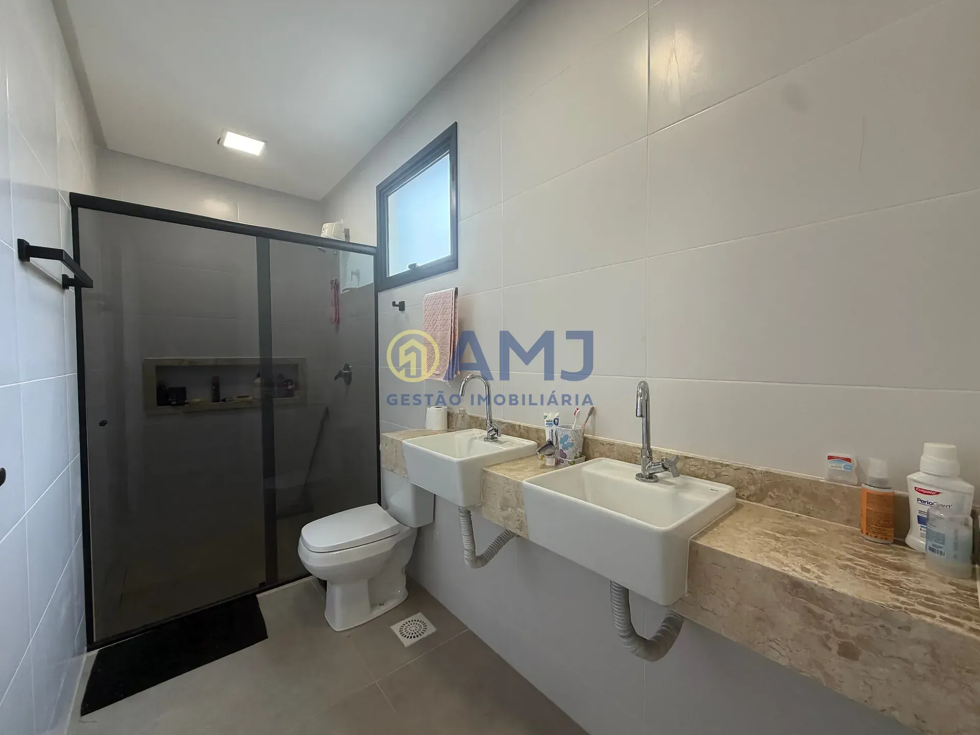 Imagem SOBRADO SEMI-NOVO À VENDA NO HOUSE GARDEN CASCAVEL | JARDIM ATLÂNTICO | GOIÂNIA