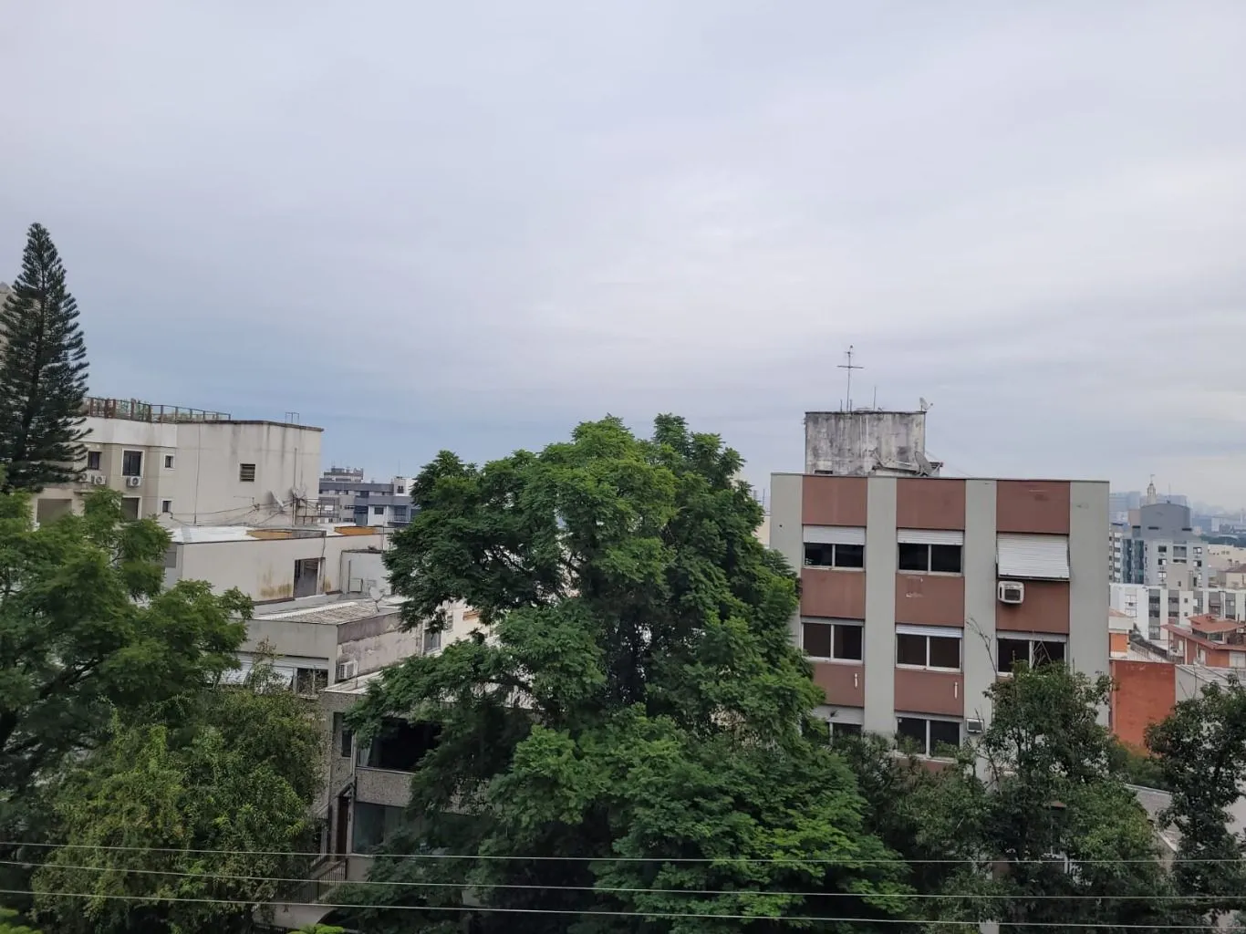 Imagem Apartamento de 3 quartos, suíte e 2 vagas de garagem no bairro Petrópolis em POA