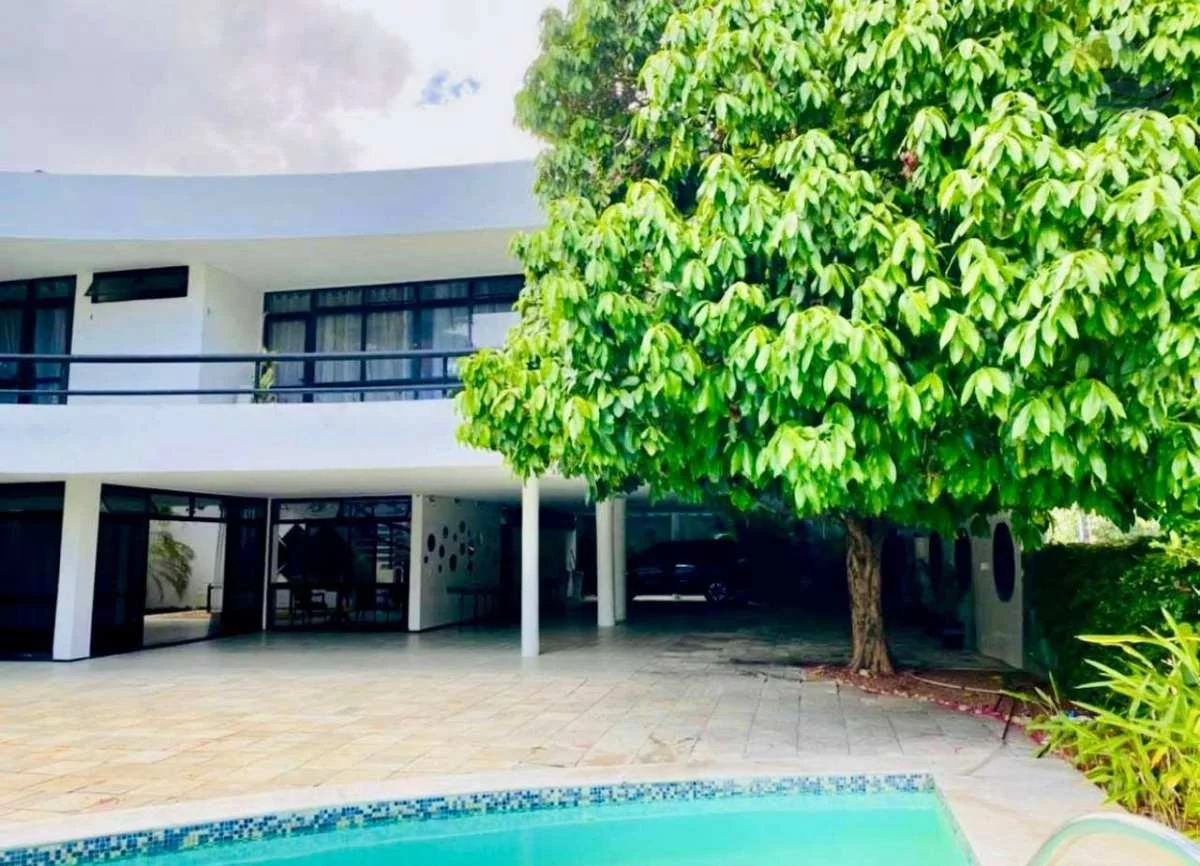 Imagem Casa ampla 850m2 com área externa acolhedora, Venda, em Setubal, Boa Viagem, Recife.