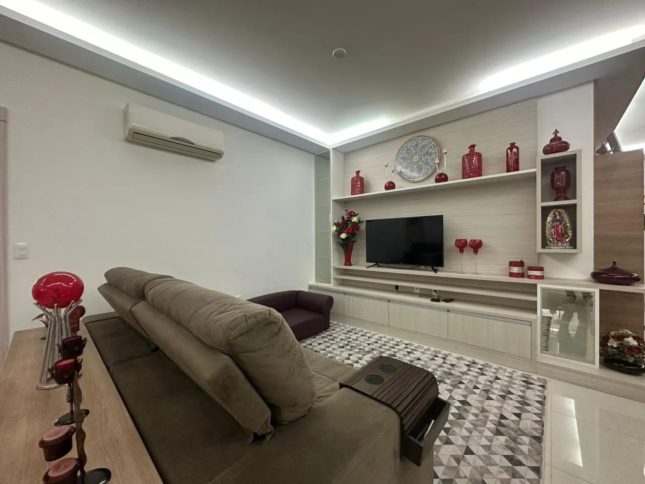 Imagem Apartamento à venda com 197.7m2 por R$ 2.850.000,00