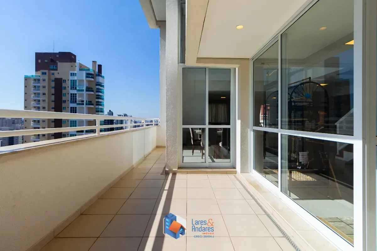 Imagem Cobertura para venda em Santana com 4 quartos, sendo 3 suítes, 315m²