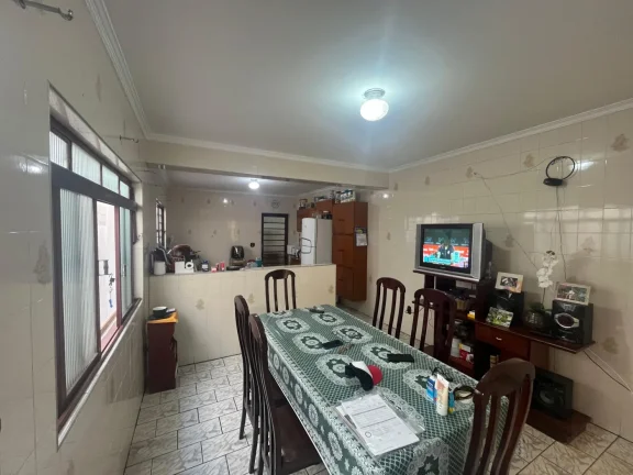 Imagem Exelente Imóvel com Terraço a Preço de Oportunidade!