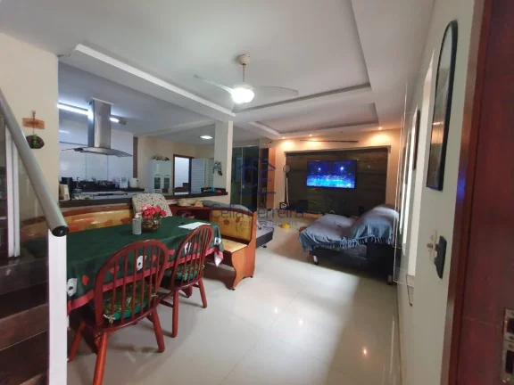 Imagem Oportunidade Imperdível! Casa à venda 03 dormitórios com piscina na Martim de Sá - Caraguatatuba/SP