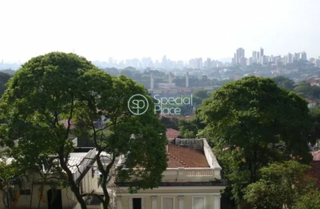 Imagem Apartamento amplo na Rua Bahia. Ótima oportunidade. São 260m2 com 4 suítes e 4 vagas na garagem. ...