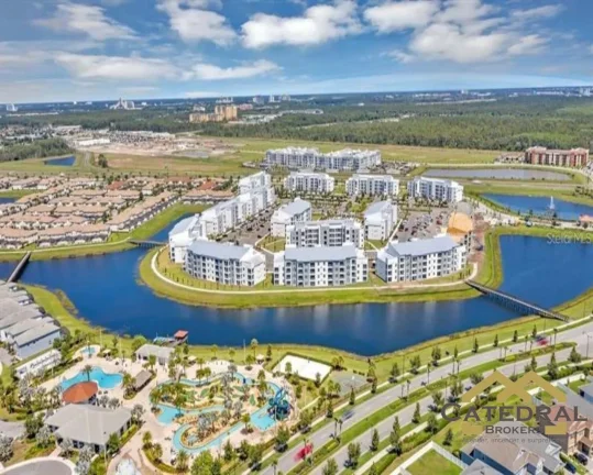 Imagem Casa com piscina totalmente mobiliada por US$550.000,00 (Dólar Americano) em Kissimmee - Flórida/EUA