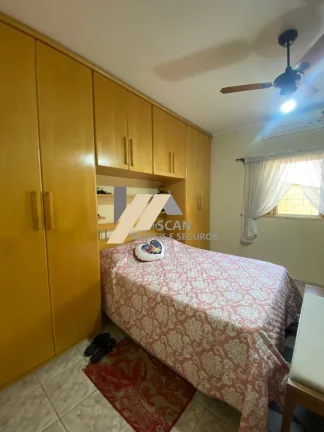 Imagem Casa à venda em Campinas-SP, no bairro Parque São Quirino: 3 quartos, 1 suíte, 3 banheiros, 4 vagas e 179,50 m²!
