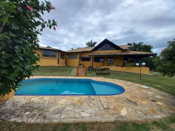 Imagem Chácara com 3 dormitórios à venda, 1850 m² por R$ 1.950.000,00 - Condomínio Residencial Vila Rica - Bragança Paulista/SP