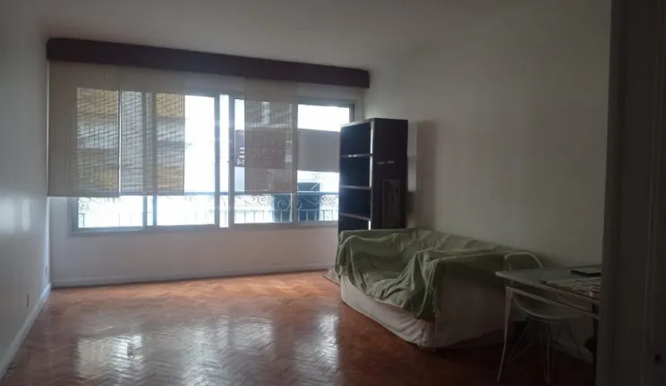 Foto do imóvel Apartamento com 4 Quartos à Venda, 202 m² em Copacabana - Rio de Janeiro