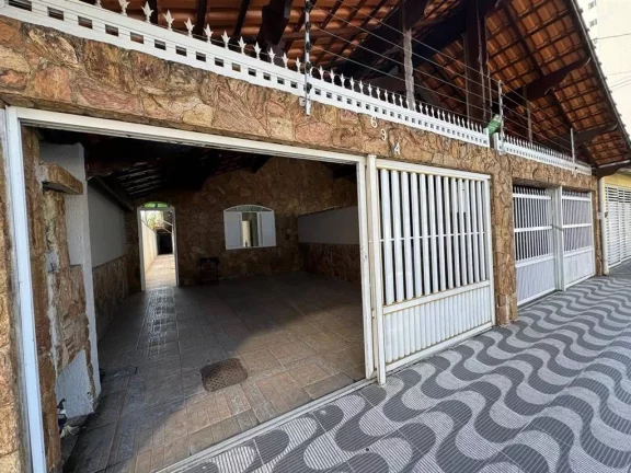 Imagem Casa à Venda em Vila Guilhermina, Praia Grande - SP