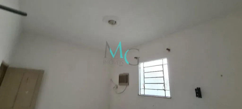 Imagem Casa com 3 dormitórios à venda, 95 m² por R$ 240.000 - Campo Grande - Rio de Janeiro/RJ
