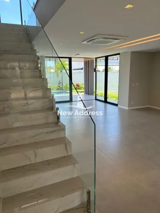 Imagem Casa Alto Padrão com 4 Quartos e Lazer Completo no Alphaville Jacuhy