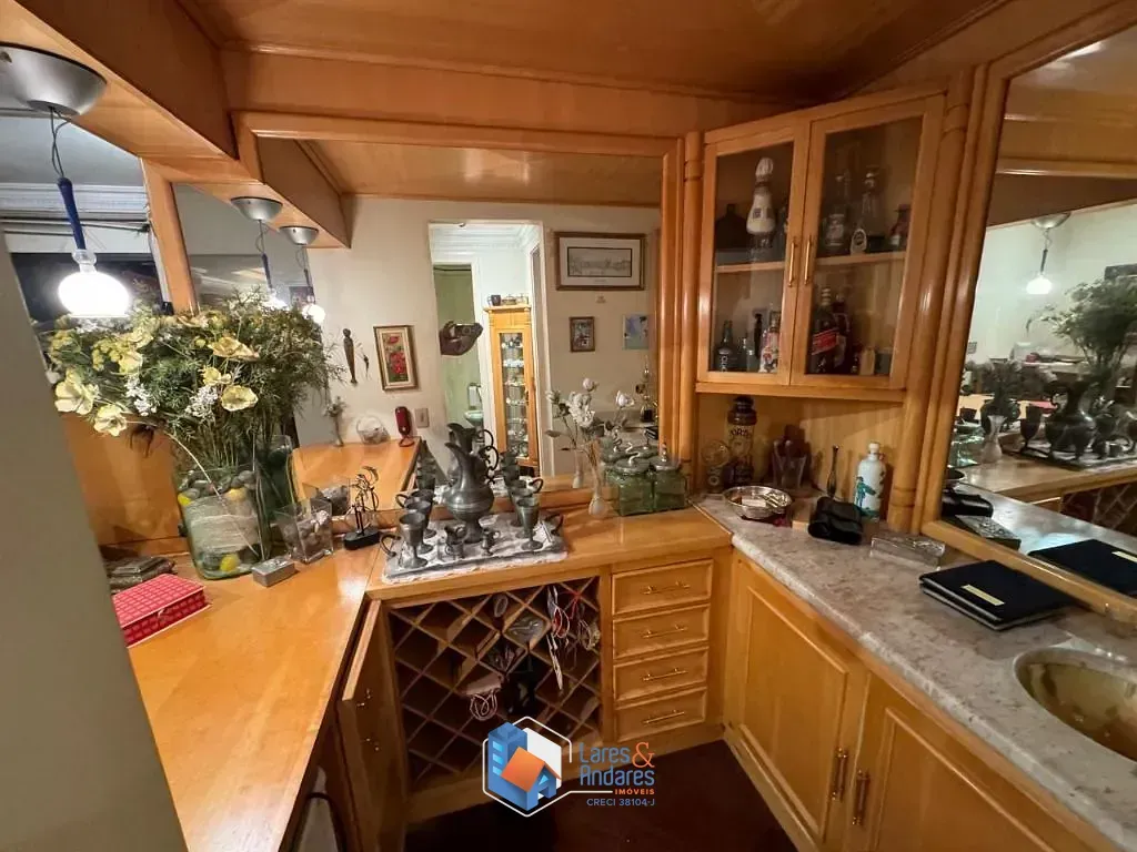 Imagem Apartamento para venda em Campo Belo com 4 quartos, sendo 2 suítes, 194m²