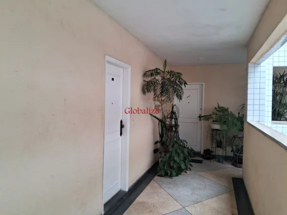 Imagem Lindo apartamento bem espaçoso em Santos na melhor localização do bairro do Estuário com 2 dormitórios e todo reformado à venda por R$ 375.000,00