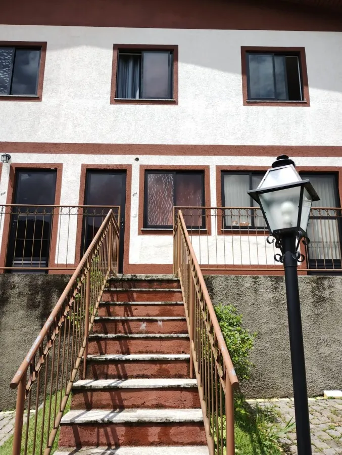 Foto do imóvel Apartamento para Venda em Petrópolis / RJ em Rua indaia