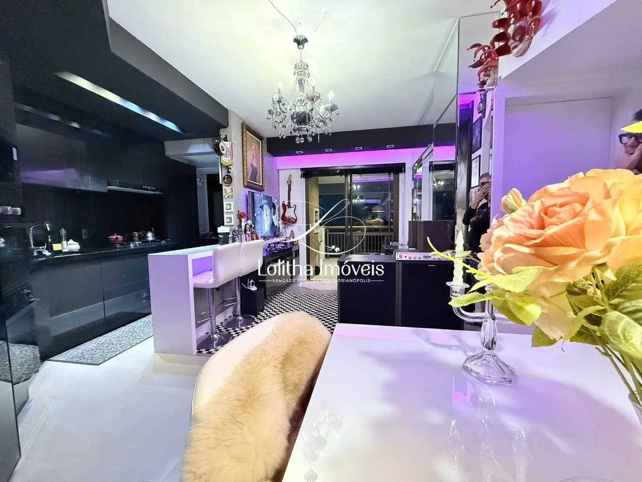 Imagem APARTAMENTO DE 2 DORMITÓRIOS, SENDO 1 SUÍTE À VENDA NO ITACORUBI - FLORIANÓPOLIS/SC