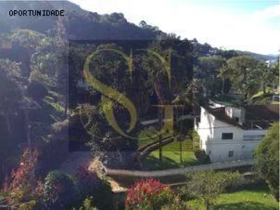 Foto do imóvel Casa para Venda em Teresópolis, Granja Guarani, 3 dormitórios, 1 suíte, 3 banheiros, 2 vagas em Alameda Caxinauas