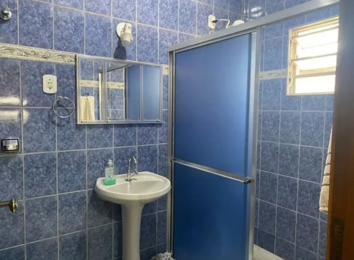 Imagem Casa à venda 3 Quartos, 1 Suite, 1 Vaga, 250M², Azeredo, Pindamonhangaba - SP