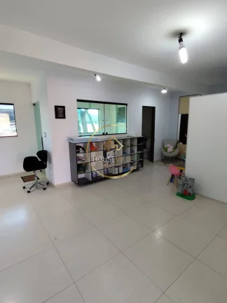 Imagem Casa Sobrado  3 Dormitórios ( 1 Suíte ), Dom Pedro I, Zona Sul - Sjc.