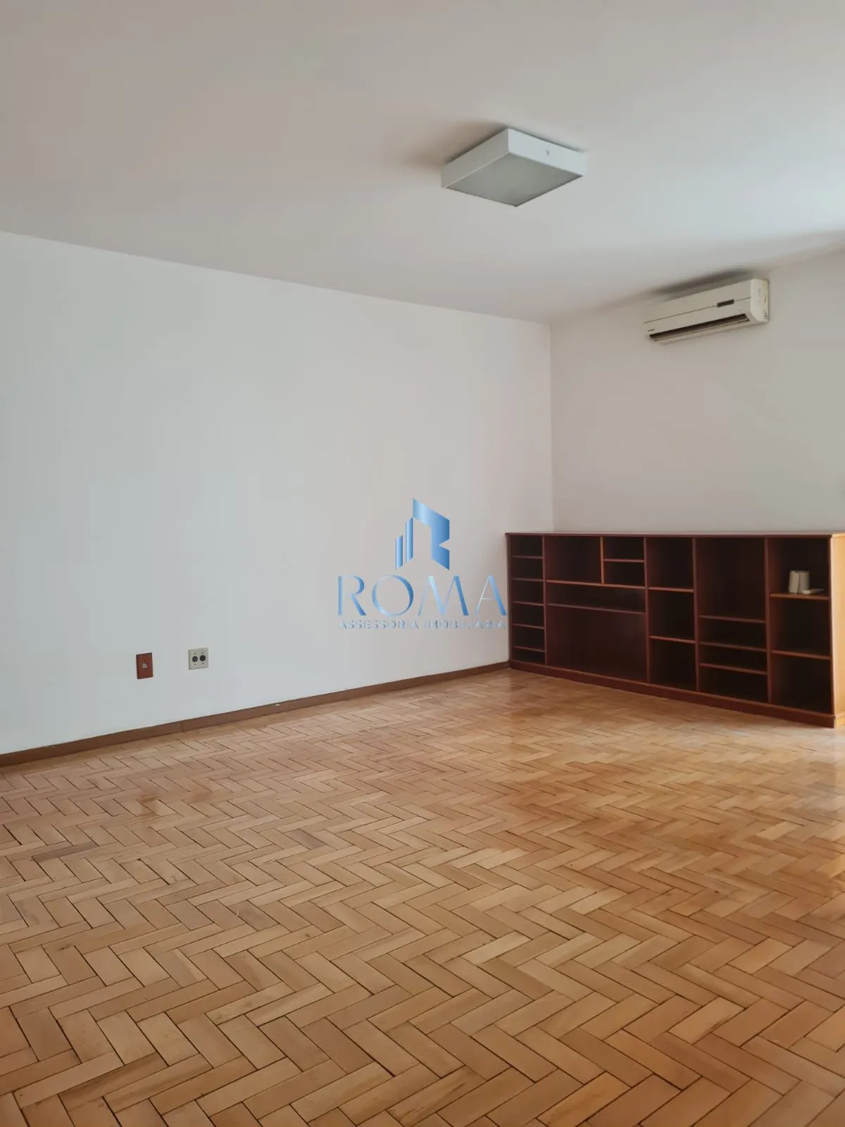 Imagem Apartamento de 2 dormitórios no centro!