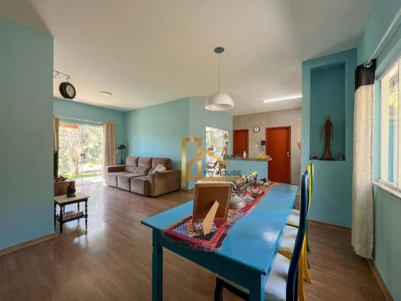 Imagem A Casa Perfeita para Suas Memórias - 4 quartos e lazer privativo dentro de condomínio
