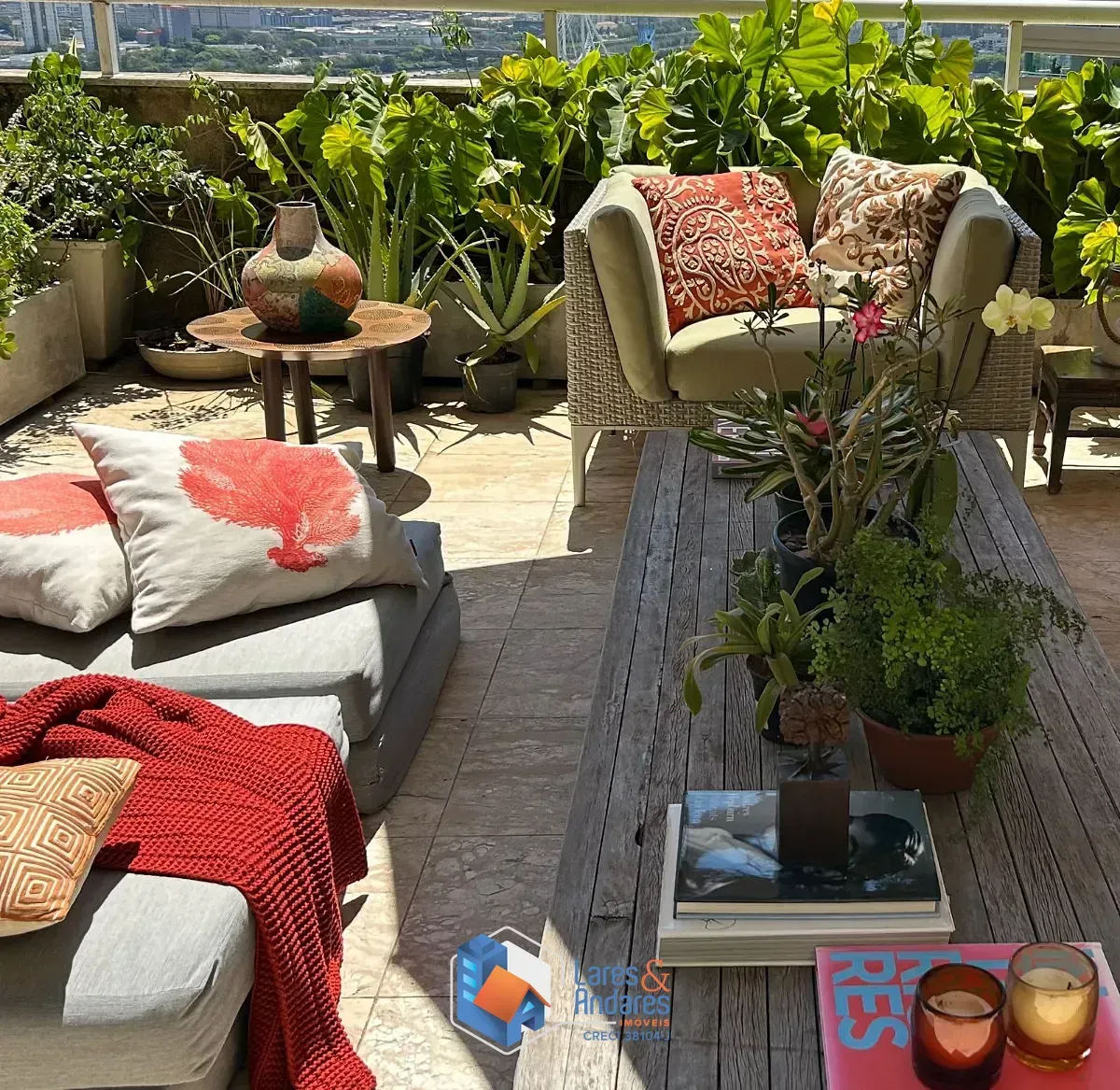 Imagem Cobertura para venda em Alto de Pinheiros com 4 quartos, sendo 4 suítes, 528m²
