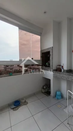 Imagem APARTAMENTO SEMIMOBILIADO COM 1 SUÍTE + 2 QUARTOS NO FÁTIMA