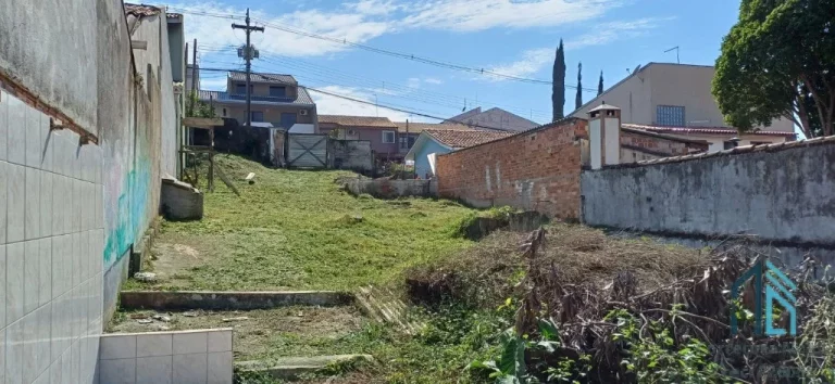 Foto do imóvel Terreno 605 m² pode construir Habitação Coletiva com 4 pav. 5 sobrados/casas no Xaxim em Curitiba PR