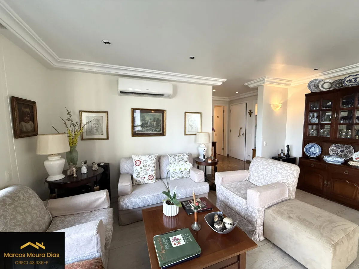 Imagem Apartamento 205m² com 4 Dormitórios ( 3 suítes) e 3 Vagas de Garagem. Edifício com lazer em Perdizes