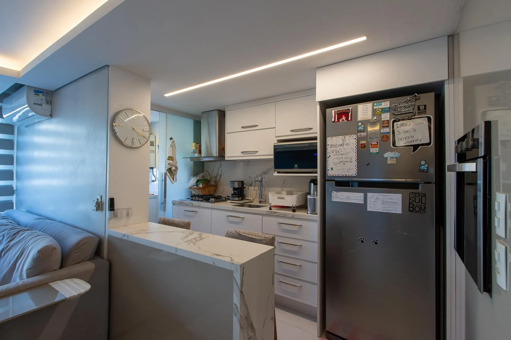 Imagem Apartamento com 2 dormitórios no bairro Cavalhada