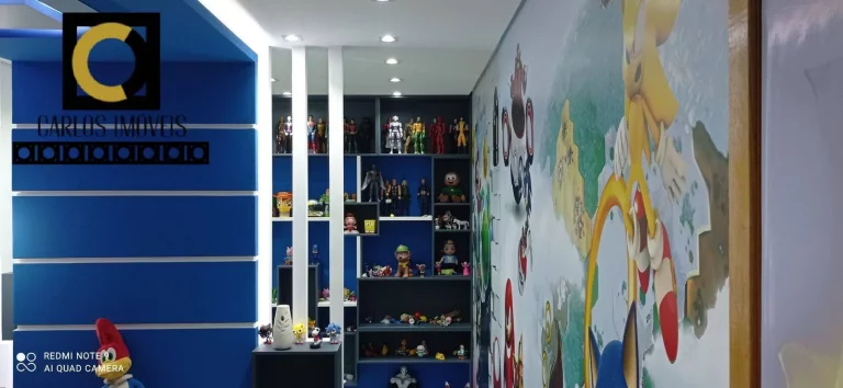 Imagem Maravilhosa casa sobreposta na ponta da praia à venda