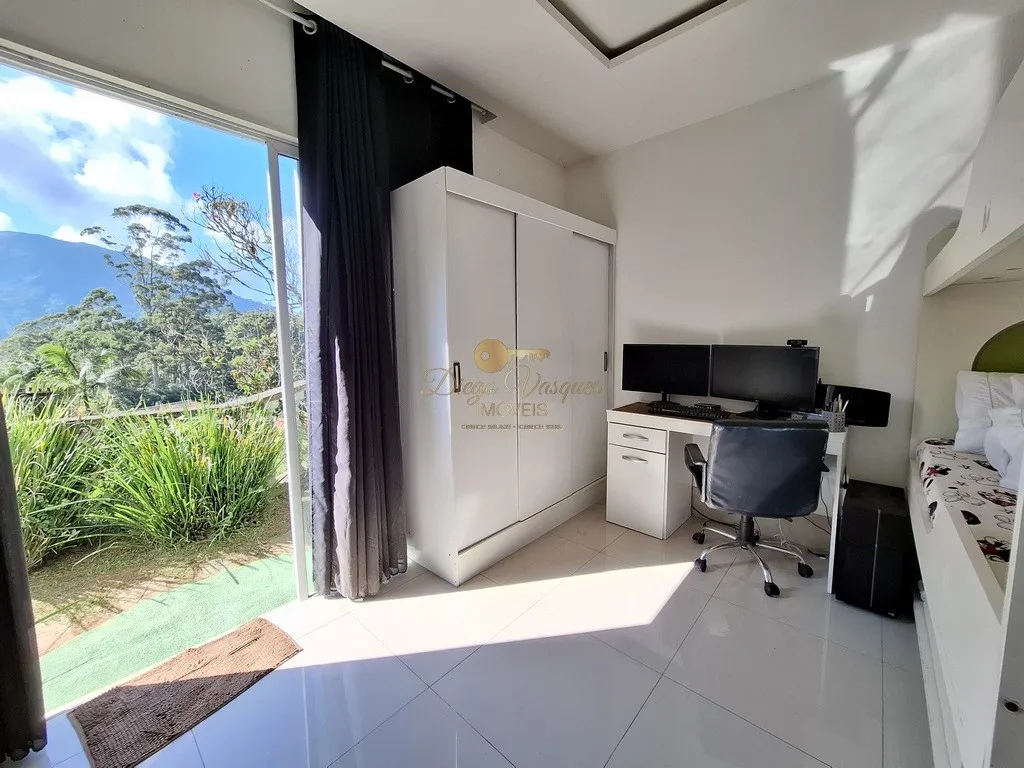 Imagem Casa para Venda em Teresópolis / RJ no bairro Parque do Ingá