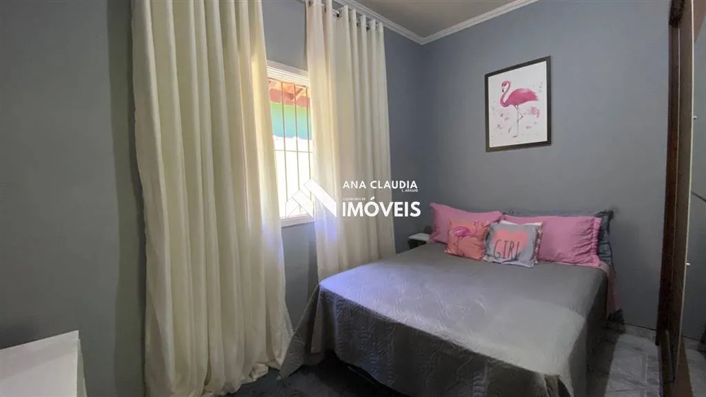 Imagem Casa a venda bem localizada em Mongaguá