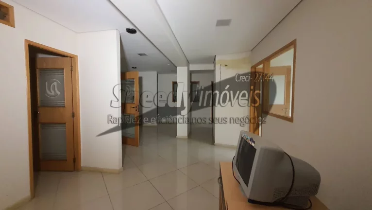 Foto do imóvel Conjunto comercial para locação em Santos em Rua Doutor Carvalho de Mendonça