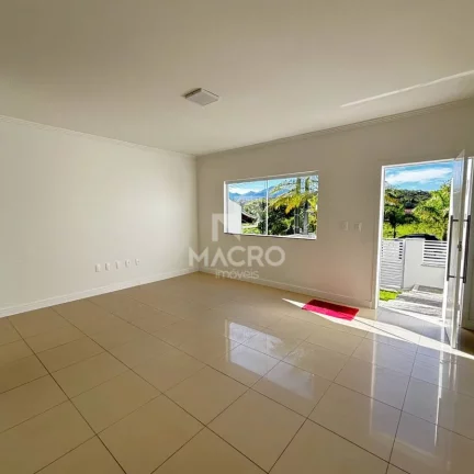 Imagem Casa semi mobiliada | Amizade | 3 quartos (1 suíte) | 200m²