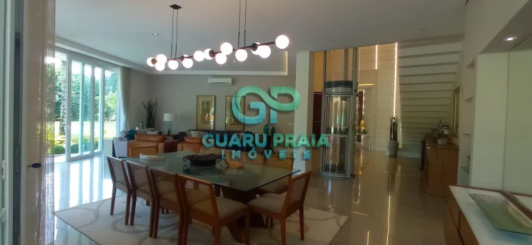 Imagem Casa de Altíssimo padrão em condomínio fechado