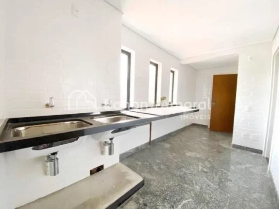 Imagem Apartamento à venda no Cambuí, com 3 quartos e 3 suítes

Esse belíssimo apartamento possuí 3 qu...