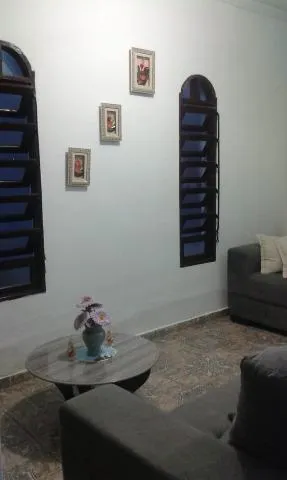 Imagem VENDA DE SOBRADO NA CIDADE MIGUEL BADRA, EM SUZANO/SP, 196m² com 03 andares, 09 quartos, 02 suítes, 03 salas, 02 cozinhas e 02 vagas. CONSULTE-NOS.