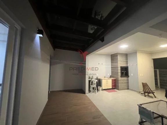 Imagem Casa Alto Padrão Localizada no Bairro Amizade. Aceita imóvel de menor valor