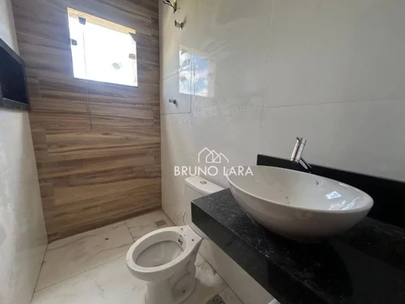 Imagem Casa à Venda em Betim, no Bairro Tiradentes
