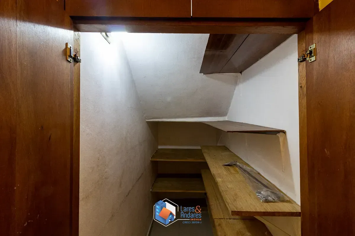 Imagem Sobrado para venda em Vila Bancária Munhoz com 3 quartos, sendo 1 suíte, 183m²