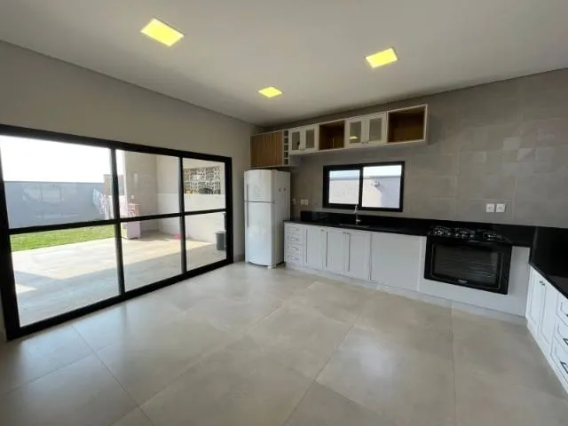 Imagem Casa à venda 4 Quartos, 1 Suite, 2 Vagas, 360M², Santa Mônica, Caçapava - SP | Condomínio Santa Mônica