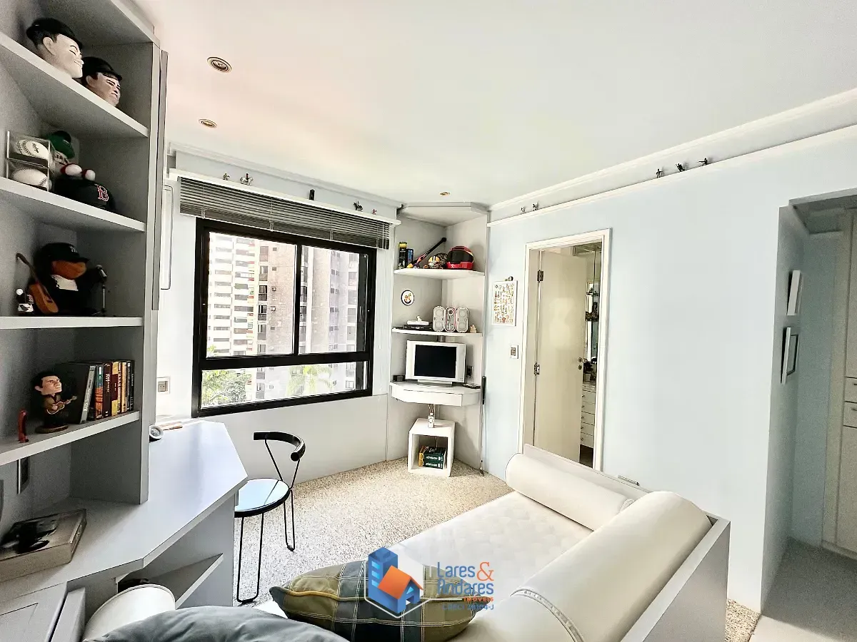 Imagem Apartamento para venda em Aclimação com 3 quartos, sendo 3 suítes, 214m²