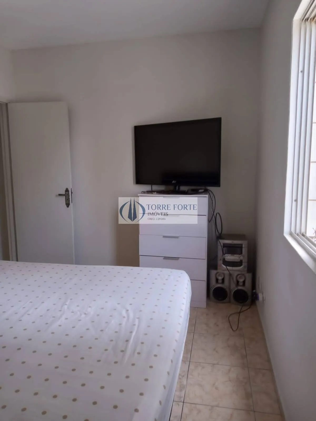 Imagem Apartamento com 1 dormitorio 1 vaga de garagem na Guilhermina Praia Grande